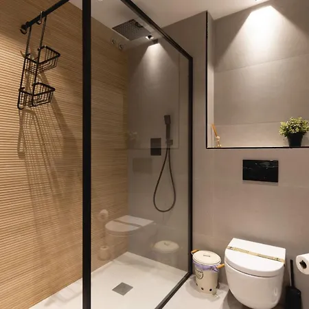 Bravissimo Les Voltes, Modern And Central Apartment