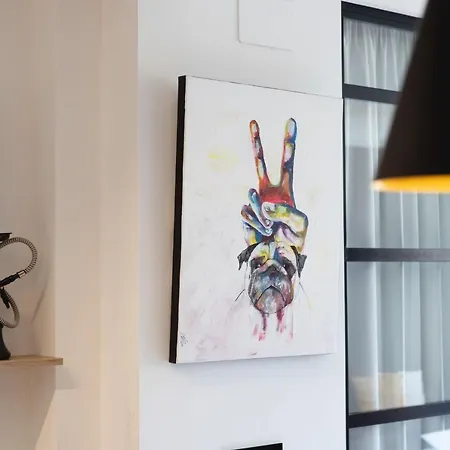 Bravissimo Les Voltes, Modern 1-bedroom * Girona